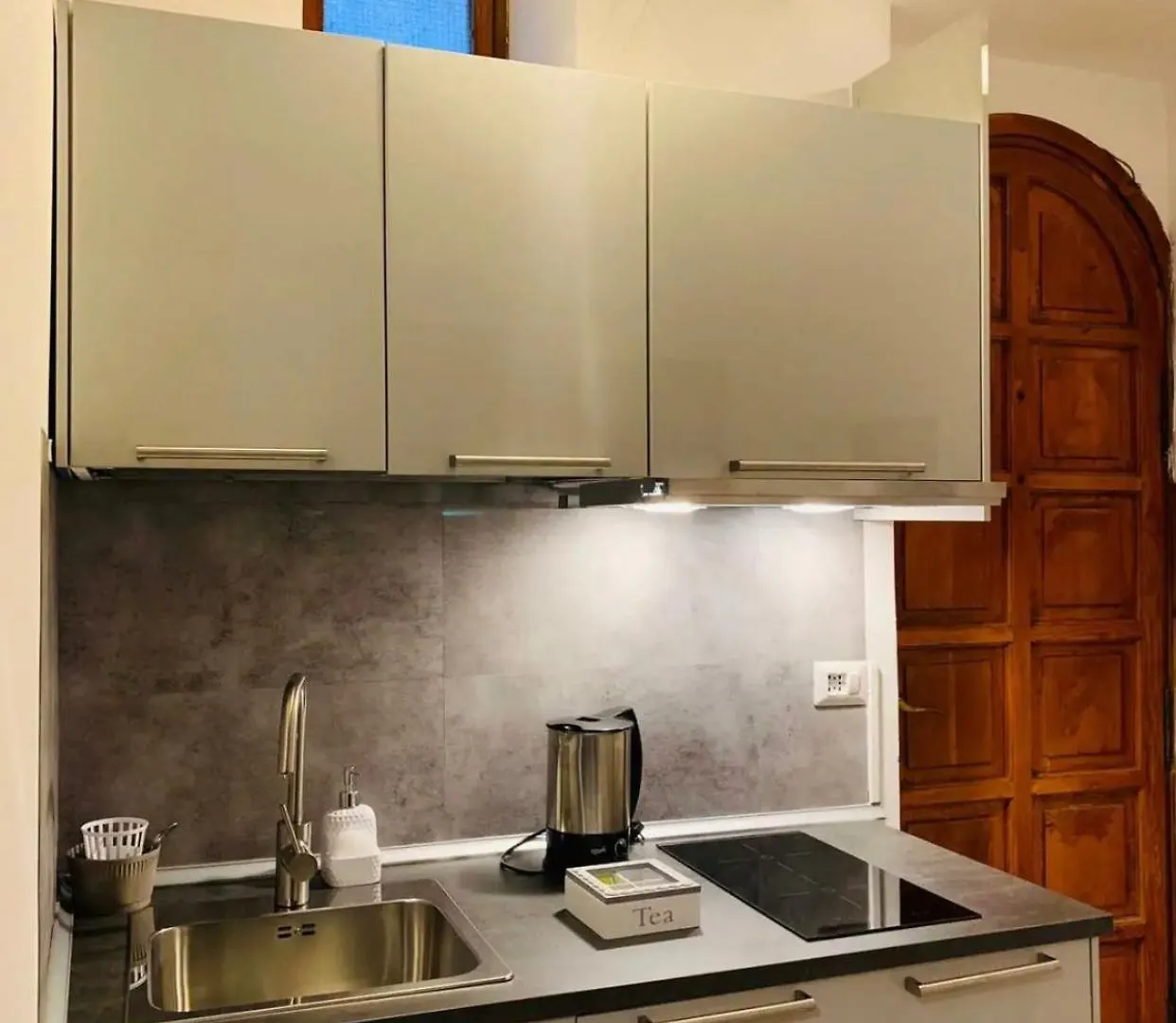 Easy Suite Roma San Pietro Apartment
